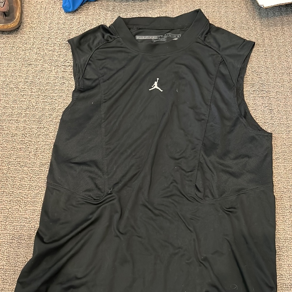 Jordan sleeveless drifit shirt